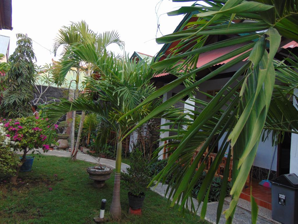 Santigi Homestay غيلي آير المظهر الخارجي الصورة