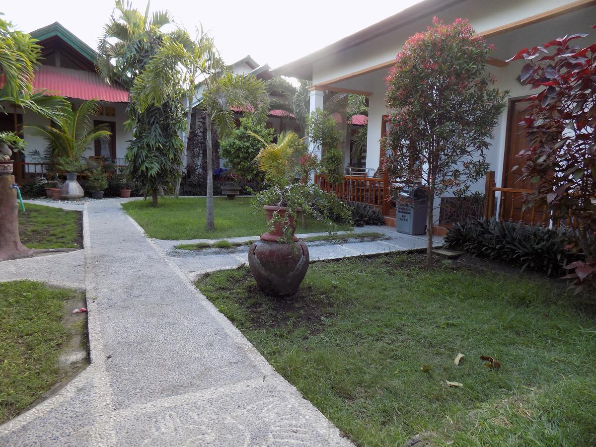 Santigi Homestay غيلي آير المظهر الخارجي الصورة