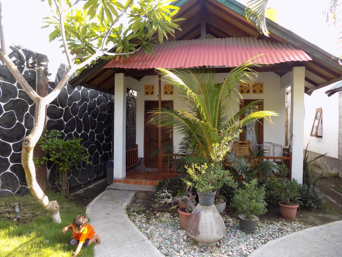 Santigi Homestay غيلي آير المظهر الخارجي الصورة